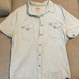 Men’s lucky brand button up